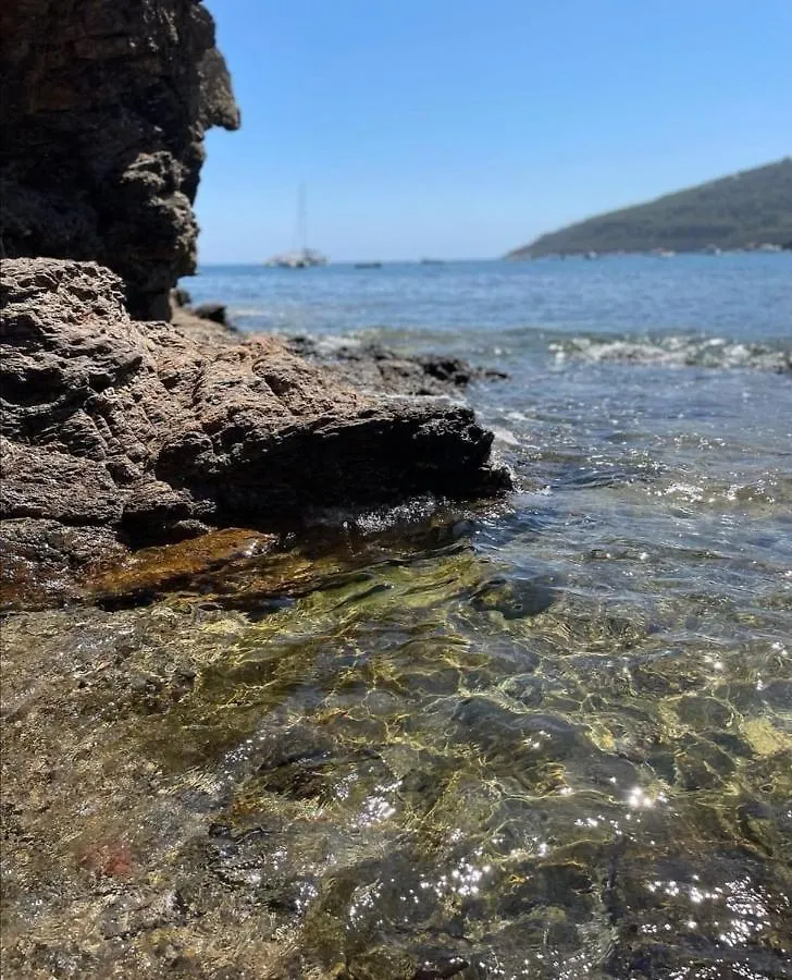 Case Dei Limoni Sul Mare Capoliveri  Holiday home